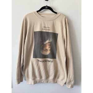 Ariana Grande Sweetener Beige Pullover Long Sleeve Fleece Sweatshirt Women's L